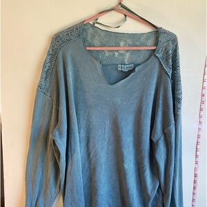 NWT Women’s Knox Rose Blouse